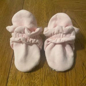 Zutano adjustable booties